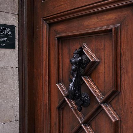 Close To Passeig De Gracia Барселона Екстериор снимка